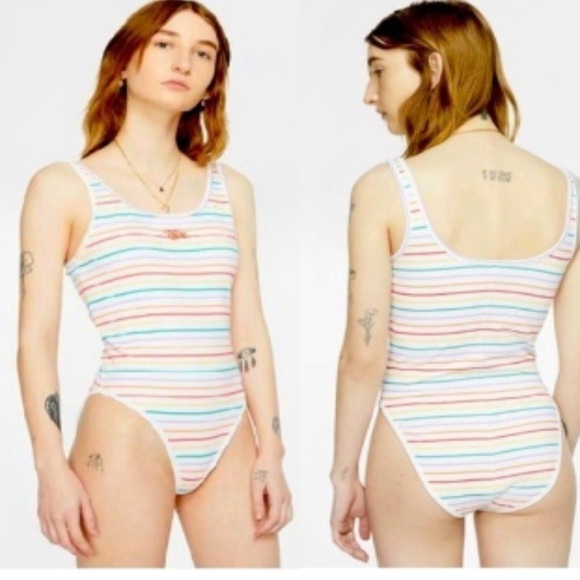 NWT Nike Retro Femme Thin Stripe Rainbow Bodysuit Size 3X - Picture 1 of 9